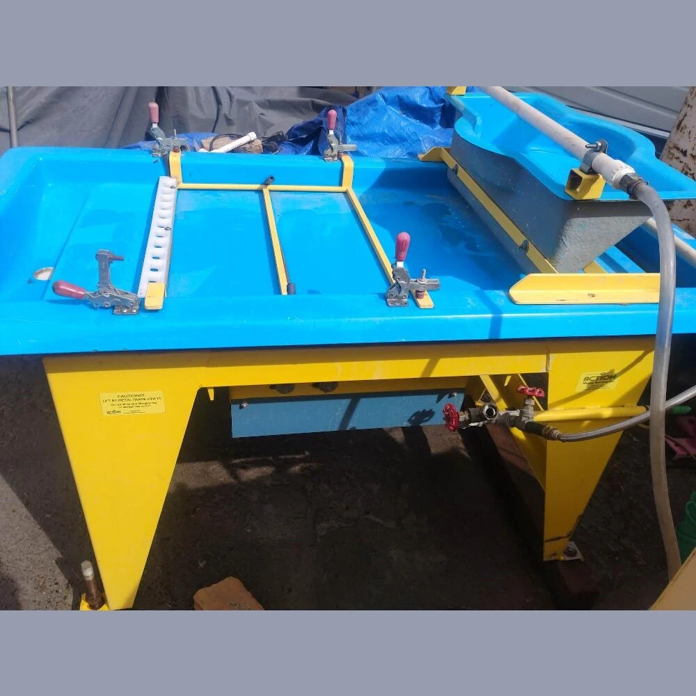 USED ACTION MINING M7
