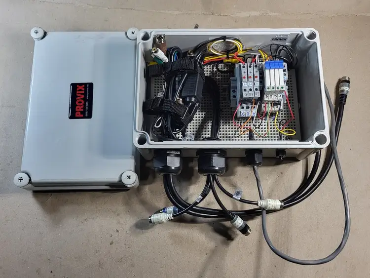 New | in-Stock PROVIX SUB-ENC2W4CWRV4 Misc Electrical & Power Parts British Columbia CA | Lenmark #254446