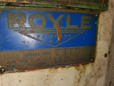 Royle 2" Rubber Extruder
