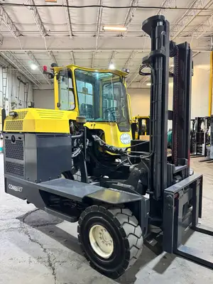 Used 2017 Combi C8000LR Internal Combustion Forklifts: Pneumatic Tire New York US | United Lift #1446717