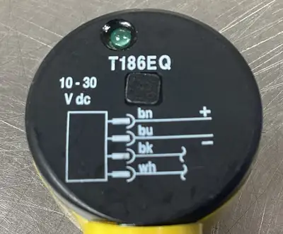 USED Banner T186EQ