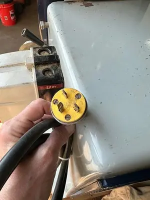 USED CHAMP FOND 109075