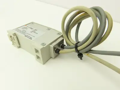 SMC D-F7NJL-321 Cylinder Auto Switch Control Solid State 24VDC