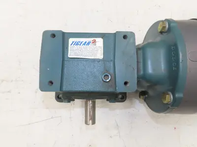 Dodge Baldor 17Q15R56 Gear Motor 15:1 Reducer 117 RPM 0.75Hp 230/460V 3PH LH 56C