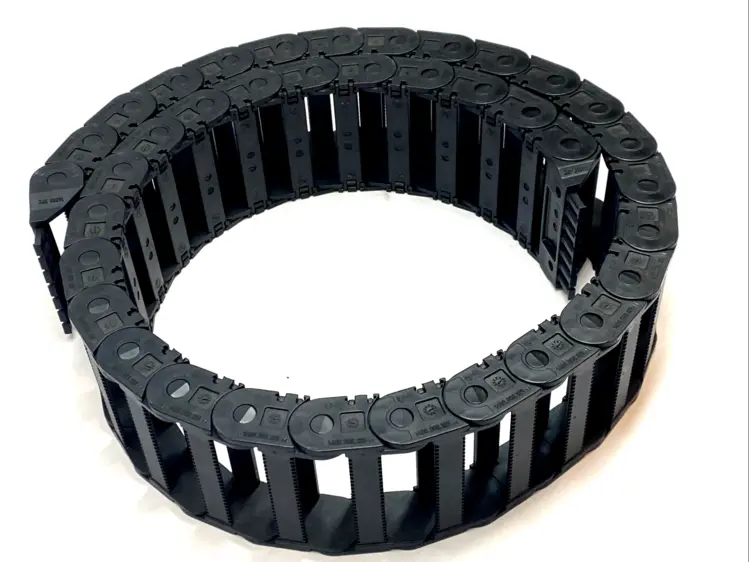 Used IGUS E2 MEDIUM ENERGY CHAIN CABLE CARRIER 37 LINKS Cable & Wire | Maverick Industrial Sales #1101740