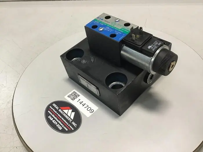 Used VICKERS DG4V-3S-2AL-M-U-HL7-60-EN490 Valves/Fittings Michigan US | Ideal Machinery #598408