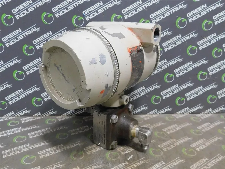 Used HONEYWELL STG140-E1G-00000-MB,F1C3-2113 Pressure Transmitters | Green Industrial #682772
