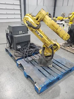 USED 2013 FANUC ARCMATE 120IC