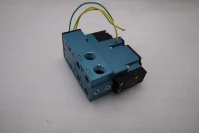 NEW MAC 6211C-211-PM-501DA SOLENOID VALVE 4-WAY SINGLE SOLENOID STOCK H1474