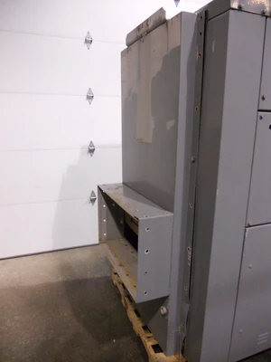 Used GE LOAD INTERRUPTER SWITCH Switchgears Ohio US | Equipment Recovery Corp. #1331673