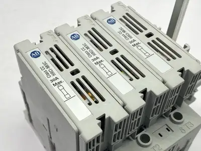 194R-C30-1753 | Allen Bradley  Ser A Disconnect Switch 30A 600V - Used