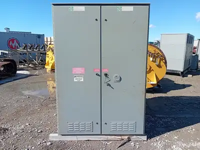 13.8kV 1200 Amp Nema 3 Cabinet with buss bar