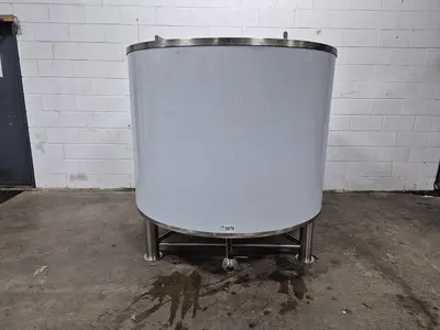 700 Gallon Processing Tank