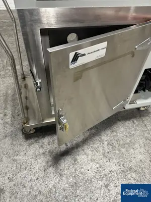 USED Parameter Generation and Control PGC Environmental Chamber, Model 9141-1110