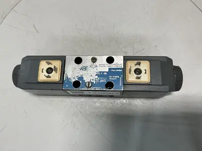 USED VICKERS DG4V-3-2AL-M-U-HL7-60