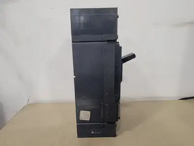 USED SQUARE D LRM36400U33X