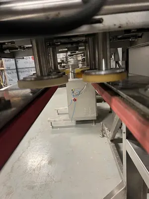 USED 2018 ACCUTEK  PACKAGING MODEL 22-500-000 (CAPPER) & 60-COE CH2 (CAP HOPPER/ELEVATOR)
