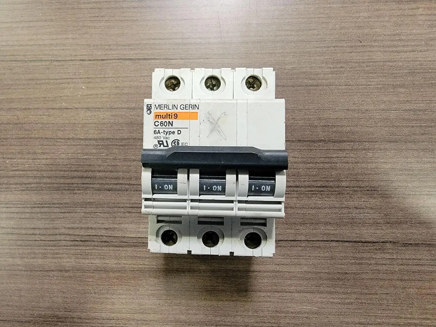 USED MERLIN GERIN C60N