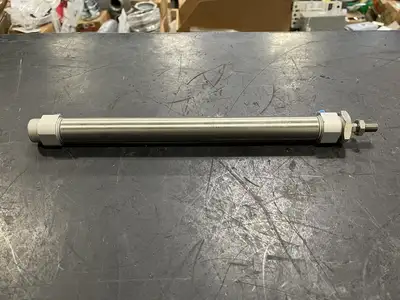 USED SMC CM2B25-250A