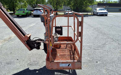 USED 2013 JLG M600JP
