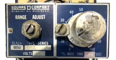 USED SQUARE D 9050-EO-3 TIMING RELAY SER.B 9050EO3