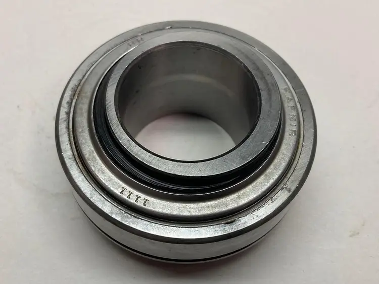 Used FAFNIR 1111RR Bearings | Surplus Asset Holdings #1196451