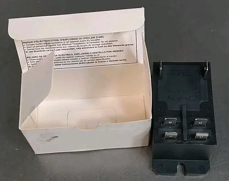 Used Siemens 3TX7131-4CF13 Relays & Switches | Palmetto Automation #1156030