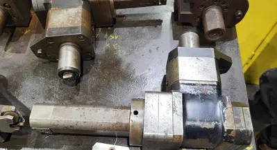 USED 1900 MAZAK TOOLING