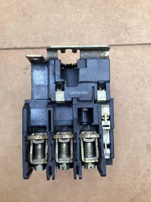 USED TELEMECANIQUE LC1-D8011