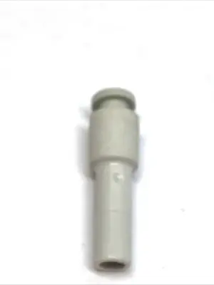 USED SMC PLUG-IN REDUCER 4MM TUBE 6MM ONE-TOUCH FITTING LOT OF 2