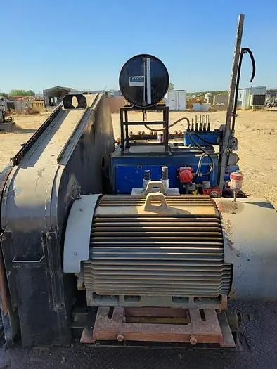 Used NATIONAL OILWELL VARCO 300Q-5L Pumps | Compression Source #412642