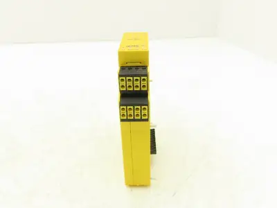 Sick FX3-XTI084002 Flexi Soft Safety Controller 1044125 24VDC 2.2 W FW V3.10.0