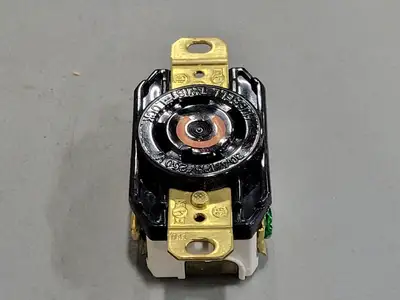 NEW HUBBELL HBL2720