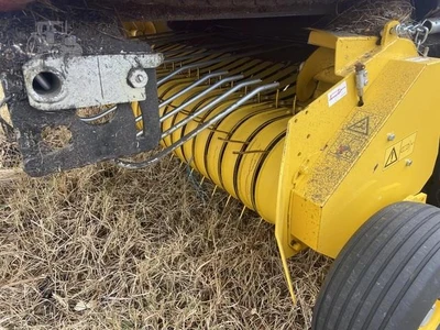 Used 2024 NEW HOLLAND RF440 UTILITY Square Balers Maine US | Beauregard Equipment #1511360