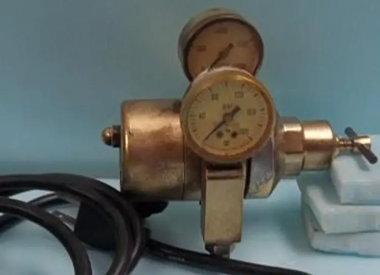 Used _UNKNOWN_ 25-100C Regulators Texas US | Bamko Surplus Process Equipment #930176
