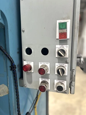 USED 2010 MULTIPRESS MULTIPRESS M5P-15 PRESS