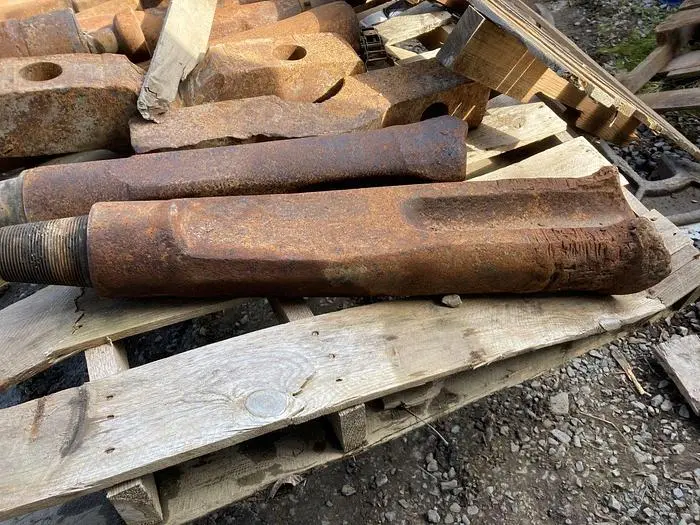 Used AFTERMARKET 7-3/4” X 31" CABLE TOOL DRILLING CHISEL BIT Drills Pennsylvania US | East West Machinery & Drilling #1417243