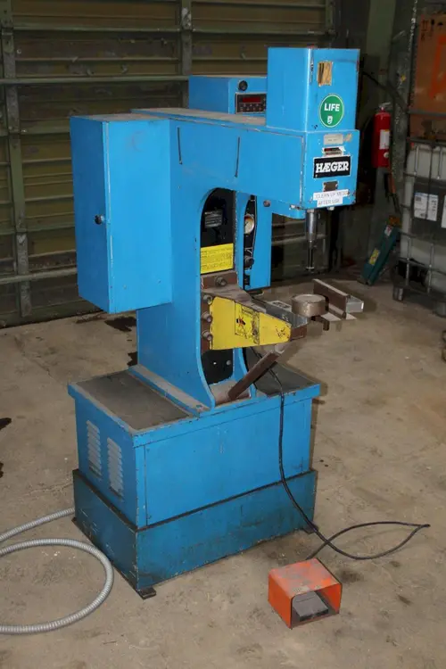 Used 1990 HAEGER HP6-C Insertion Machines Ohio US | D & D Industries #437567