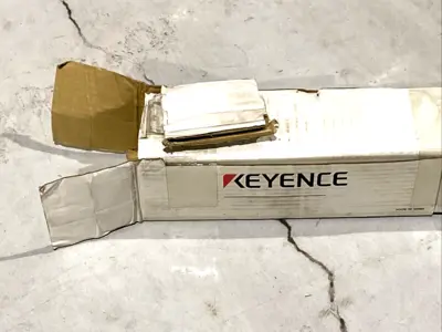 GL-R96H | Keyence  Safety Light Curtain Set 96 Optical Axis - New – Open box