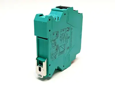 VAA-4E4A-KE-ZE/R,124422 | Pepperl+Fuchs VAA-4E4A-KE-ZE/R AS-Interface Sensor/Actuator Module 124422 - For parts or not working