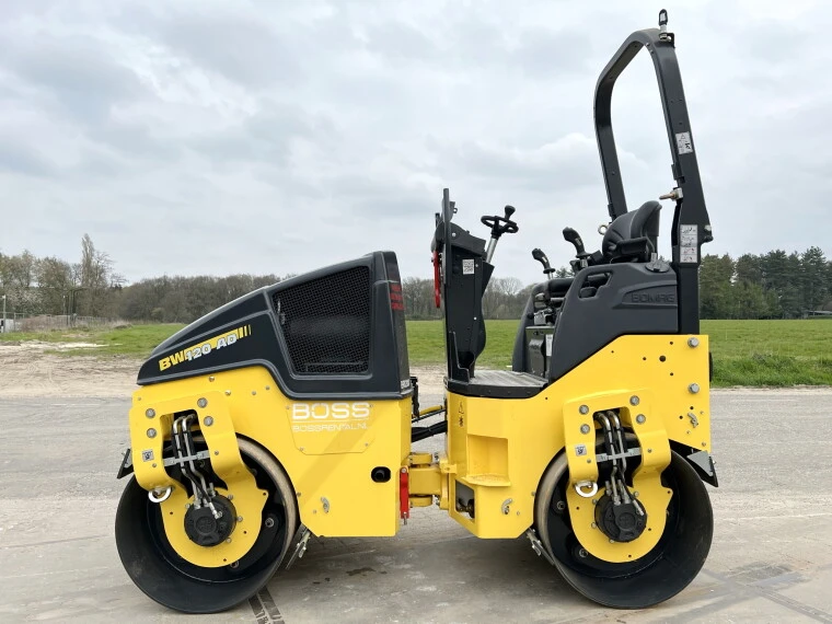 USED 2022 Bomag BW120AD