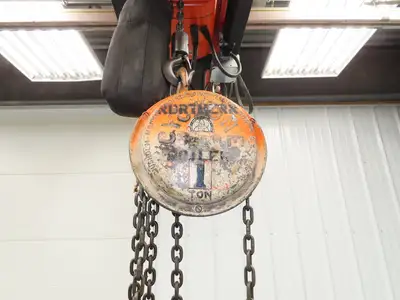 CM Model M Cyclone 1 Ton 2000Lb Manual Chain Fall Hand Hoist 29' Lift