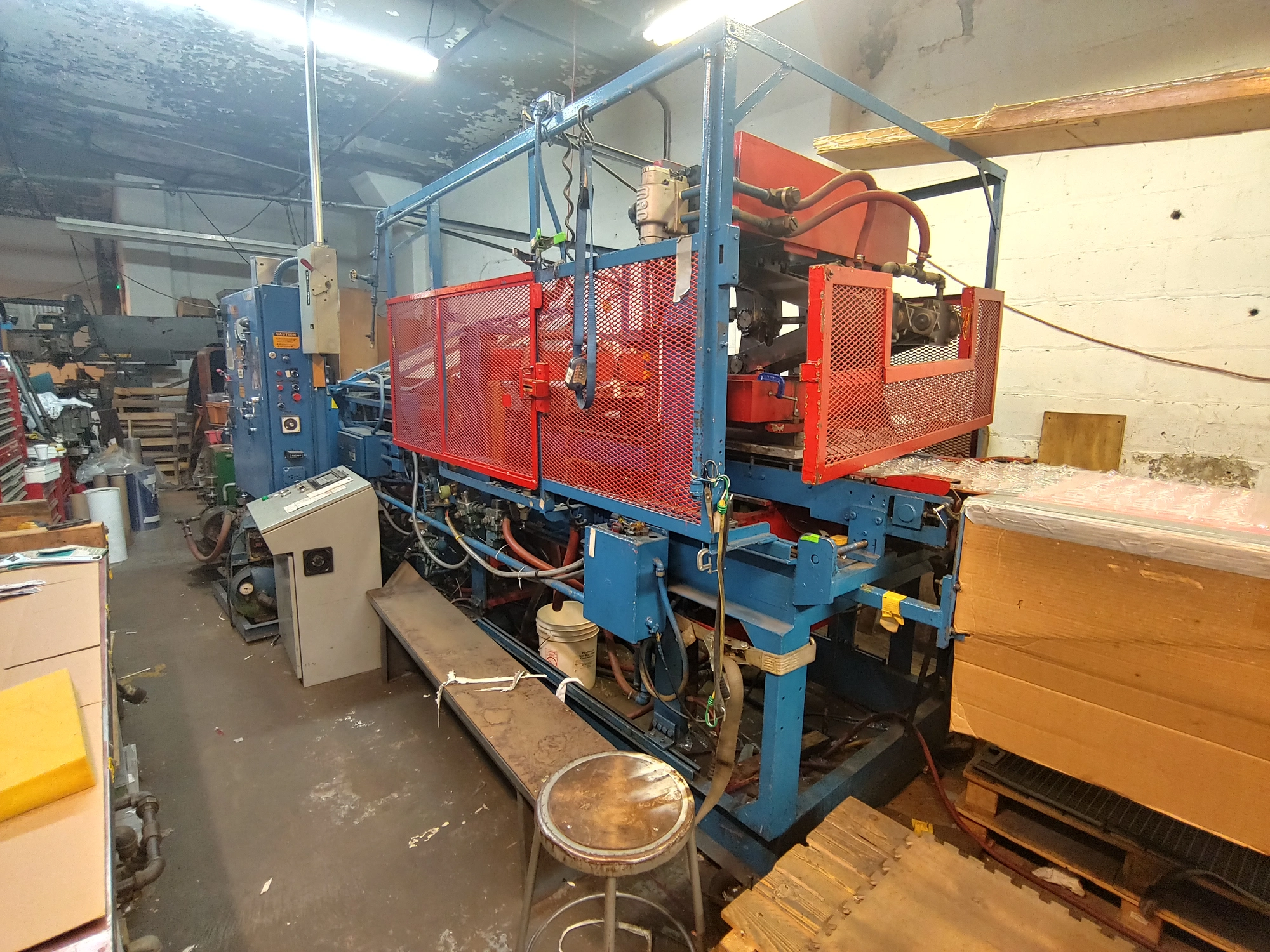 USED BROWN MACHINE 2025