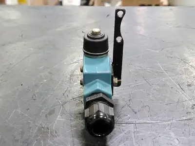 USED MICRO SWITCH BZE6-2RN