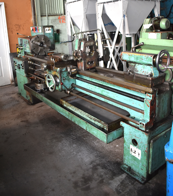 TOS-TRENCHIN SN45B Engine Lathes (Gap Bed, Hollow-Spindle, Tracer) | Mohawk Machinery (3)