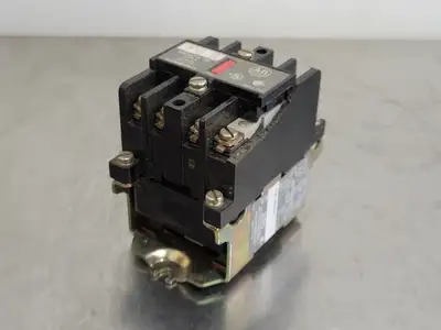 USED ALLEN-BRADLEY 700-N400A1