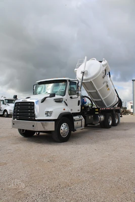 Used 2018 FREIGHTLINER 114SD Septic/Sewer/Vacuum Trucks Texas US | Roll Off Truck World #1491812