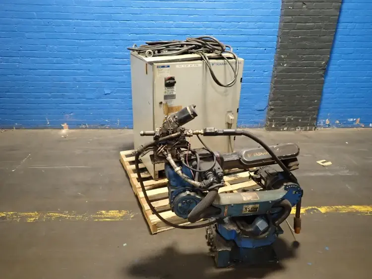 Used MOTOMAN / YASKAWA ELECTRIC MH6 Robots | HGR 24 #736045