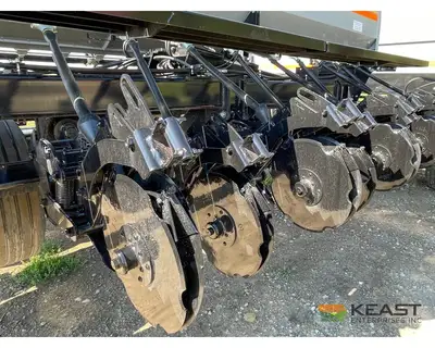 Used CRUSTBUSTER _UNKNOWN_ No-Till Drills Iowa US | Keast Enterprises #1360190