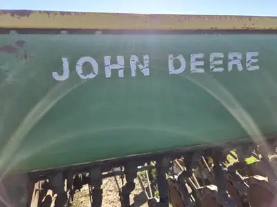USED 1986 JOHN DEERE 8300